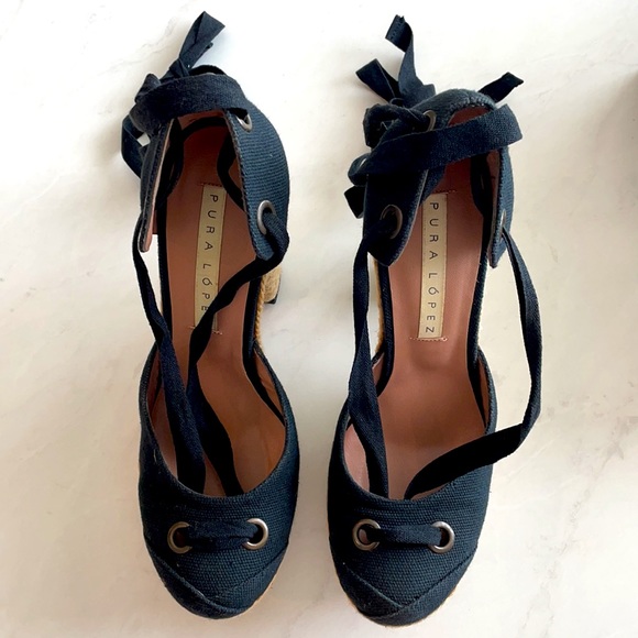 Pura Lopez black linen platform espadrille heels - Picture 6 of 8